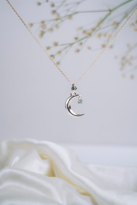 Collar Luna Aguamarina