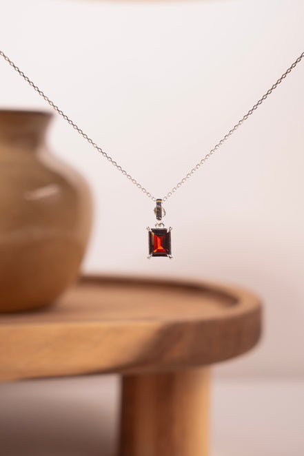 Collar Elia Granate