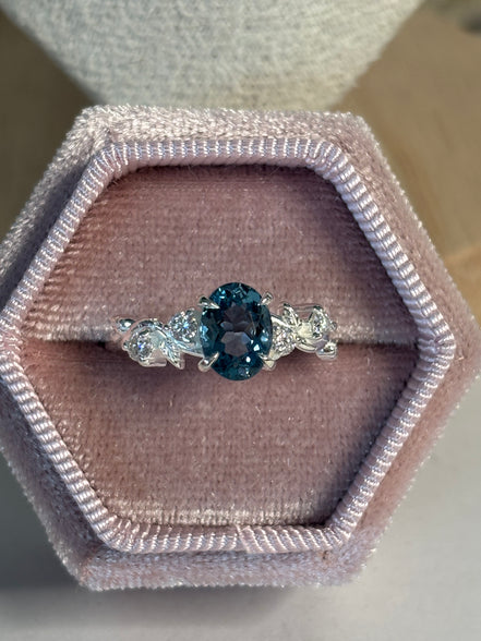 Anillo Tulipán Topacio London Blue